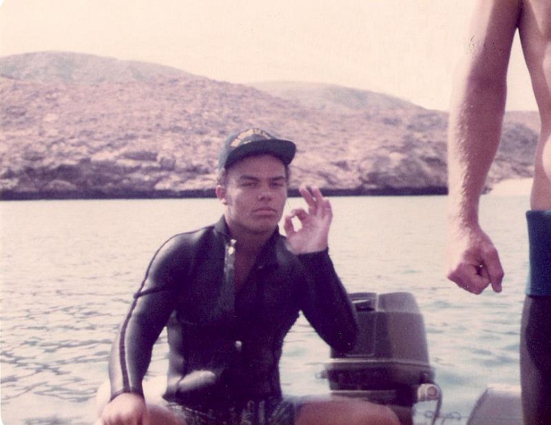 82_C_Jan_Banyan_ Oman_Sharky Ward1.jpg - Sharkey Ward - Banyan day HMS Glamorgan hit the reef November 1981